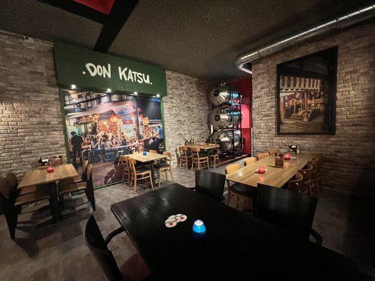 HOY KITCHEN ASIAN FOOD COURT Mariniersweg 34 Rotterdam Zuid Holland