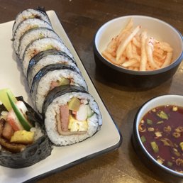 Kimbap roll