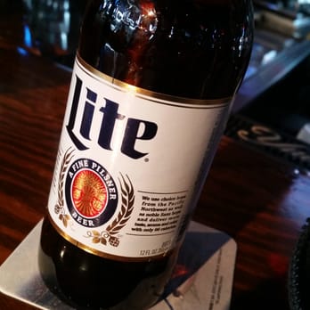 R Bar Arena - Came here before the Blue Jackets/Blackhawks game bartenders were FANTASTIC - Sports Bars Near Me - Columbus, Ohio R Bar Arena - Came here before the Blue Jackets/Blackhawks game bartenders were FANTASTIC - Sports Bars Near Me - Columbus, Ohio
