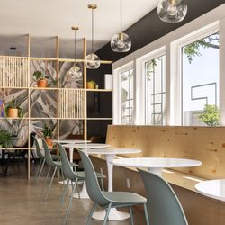 Lima Coffee Roasters Mid Town - Bench seating area