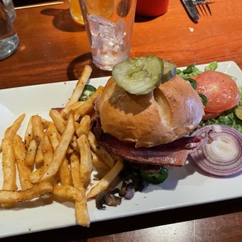 Randi's Grill & Pub - Macho burger - Irish Pub Near Me - Winter Park, Colorado Randi's Grill & Pub - Macho burger - Irish Pub Near Me - Winter Park, Colorado
