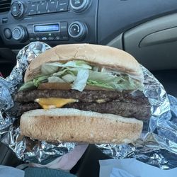 Dad's Family Restaurant - Double Cheeseburger