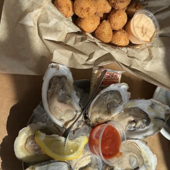 Buddy's Crabs & Ribs - Delicious oysters and hushpuppies - Seafood Near Me - Annapolis, Maryland Buddy's Crabs & Ribs - Delicious oysters and hushpuppies - Seafood Near Me - Annapolis, Maryland