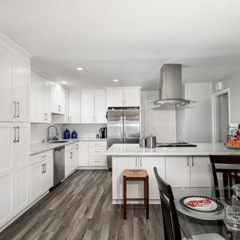 Hung Hsi Stone Center - This is the kitchen made by Gary and his crew - Kitchen & Bath Near Me - Pittsburg, California Hung Hsi Stone Center - This is the kitchen made by Gary and his crew - Kitchen & Bath Near Me - Pittsburg, California