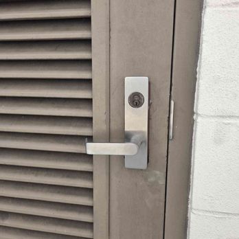 Jose's Locksmith - The replacement due to broken knob - Keys & Locksmiths Near Me - Honolulu, Hawaii Jose's Locksmith - The replacement due to broken knob - Keys & Locksmiths Near Me - Honolulu, Hawaii