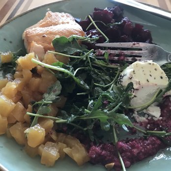 Root Down DIA - Great great beat salad!   Amazing - as obviously everyone else in Denver seems to already know lol.  Great place! - New American Near Me - Denver, Colorado