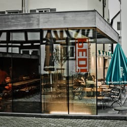 Pedi - Unser Pavillon von außen - prämierte Architektur