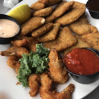Daiquiri Deck - Seafood Near Me - Bradenton Beach, Florida