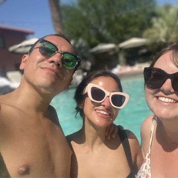 Sands Hotel & Spa - Selfie in the pool - Hotels Near Me - Indian Wells, California Sands Hotel & Spa - Selfie in the pool - Hotels Near Me - Indian Wells, California