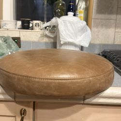 Urban Forge - Cushion wrong