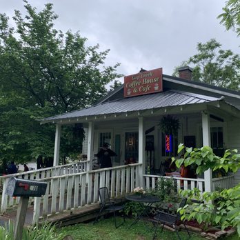 Gap Creek Coffee House - Gap Creek Coffee House and Cafe front of building with OPEN sign - Coffee & Tea Near Me - Cumberland Gap, Tennessee Gap Creek Coffee House - Gap Creek Coffee House and Cafe front of building with OPEN sign - Coffee & Tea Near Me - Cumberland Gap, Tennessee
