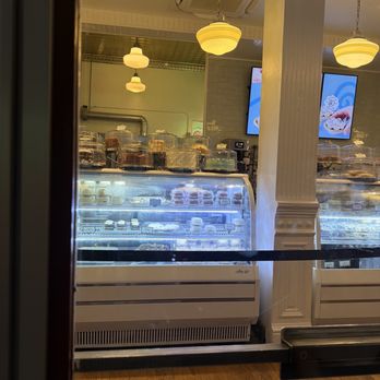 Magnolia Bakery - Desserts Near Me - New York, New York Magnolia Bakery - Desserts Near Me - New York, New York