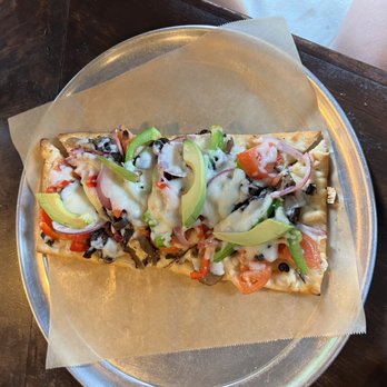Tap Yard - This is the veggie pizza! Amazing. Topping are so fresh. - Bars Near Me - Tallulah Falls, Georgia Tap Yard - This is the veggie pizza! Amazing. Topping are so fresh. - Bars Near Me - Tallulah Falls, Georgia