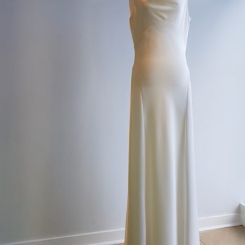 Helena's Tailoring & Alterations - Sewing & Alterations Near Me - Gloucester, Ontario