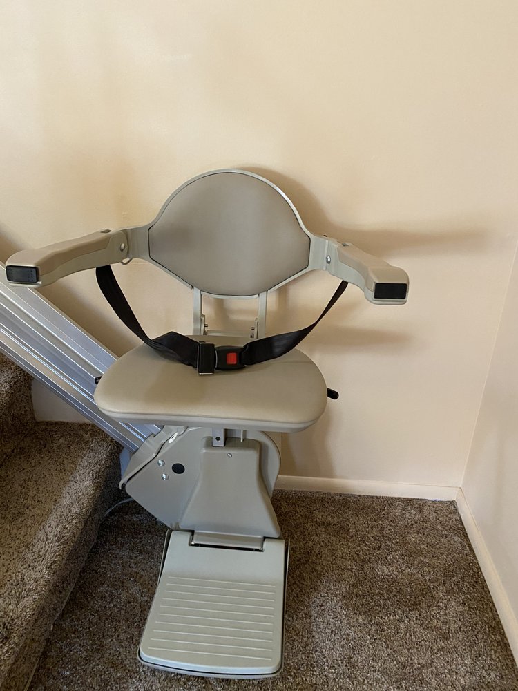 M & R INSTALLATIONS Warrington, Pennsylvania Mobility Equipment