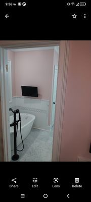 Bathmatic Custom Tile and Shower Logo