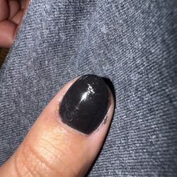 Acqua Luxe - Black dip manicure
