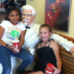 KFC - Get your photo with Col. Sanders!