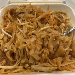 Pad thai Pad thai