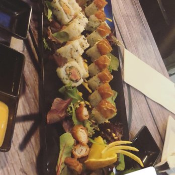 17 Restaurant and Sushi Bar - Sushi Bars Near Me - Miami Beach, Florida 17 Restaurant and Sushi Bar - Sushi Bars Near Me - Miami Beach, Florida