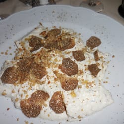 Hotel Molino D'era Ristorante - Rapturous, glorious spinach ravioli with ricotta sauce and shaved truffles.