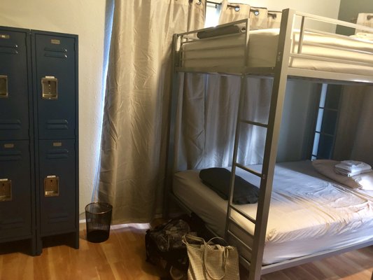 Wanderstay Houston Hostel by null