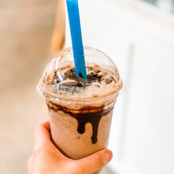 Gordon’s Milkshake Bar - Midnight Cookies & Cream Gourmet Milkshake - Desserts Near Me - Indianapolis, Indiana Gordon’s Milkshake Bar - Midnight Cookies & Cream Gourmet Milkshake - Desserts Near Me - Indianapolis, Indiana