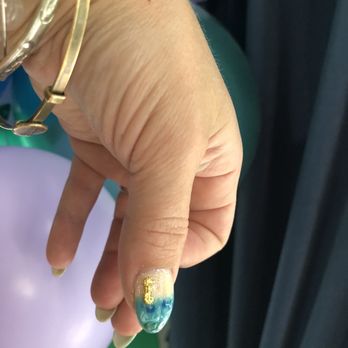 Elva's  Salon & Nails Spa - Seahorse decoration - Hair Salons Near Me - Ashland, Virginia