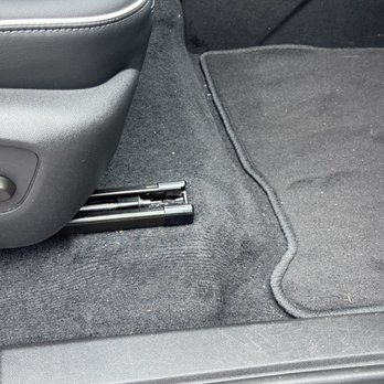 Dollar Car Rental - Trash, crumbs CAR NOT PROPERLY CLEANED ANTS ANTS ANTS - Car Rental Near Me - Raleigh, North Carolina Dollar Car Rental - Trash, crumbs CAR NOT PROPERLY CLEANED ANTS ANTS ANTS - Car Rental Near Me - Raleigh, North Carolina