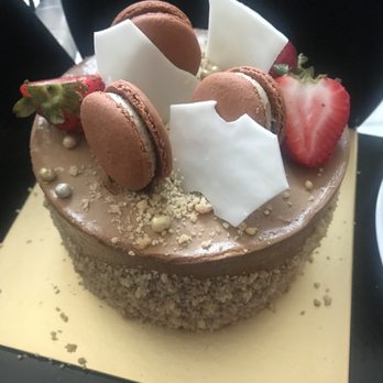 Daan Go Cake Lab - 3:15 cake - milk tea $38 for a 6" Cake - Desserts Near Me - Toronto, Ontario
