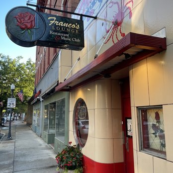 FRANCO’S LOUNGE - Updated August 2024 - 55 Photos & 95 Reviews - 12 W ...
