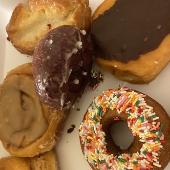 Donut King - 1/2 Dozen Fancy Donuts - Donuts Near Me - Beaverton, Oregon Donut King - 1/2 Dozen Fancy Donuts - Donuts Near Me - Beaverton, Oregon