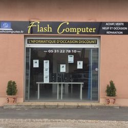 Flash Computer - Devanture du magasin