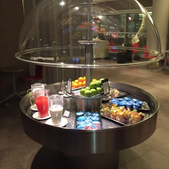 Air Canada Maple Leaf Lounge - Breakfast Offerings - Airport Lounges Near Me - Winnipeg, Manitoba