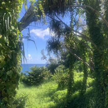 Queen's Bath - Landmarks & Historical Buildings Near Me - Princeville, Hawaii