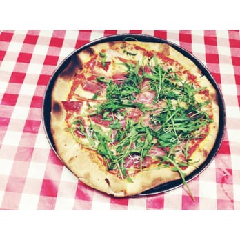 Agile Rabbit - Proscuitto, parmesan and arugula pizza - Pizza Near Me - London, XGL