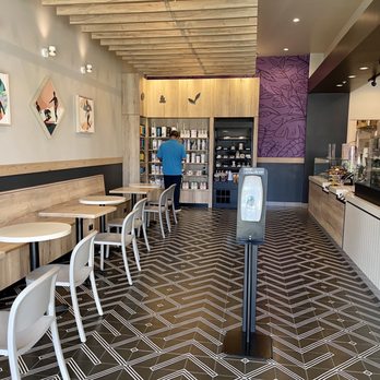 The Coffee Bean & Tea Leaf - inside the store - Coffee & Tea Near Me - Honolulu, Hawaii The Coffee Bean & Tea Leaf - inside the store - Coffee & Tea Near Me - Honolulu, Hawaii