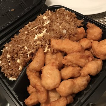 Lee's Palace - Sweet and sour chicken - Chinese Near Me - Lake Mary, Florida