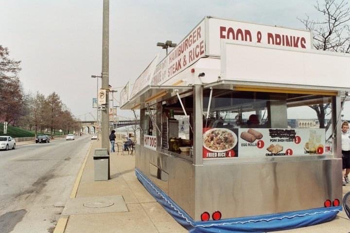 Ed's Food Logo
