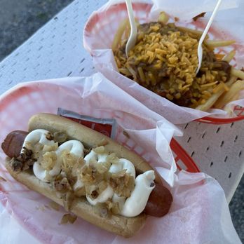Matt's Famous Chili Dogs - Seattle style fire dog and chili cheese fries - Hot Dogs Near Me - Seattle, Washington Matt's Famous Chili Dogs - Seattle style fire dog and chili cheese fries - Hot Dogs Near Me - Seattle, Washington