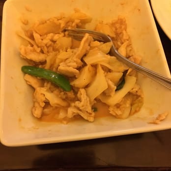 Bamboo Terrace - Chicken with Thai red curry - Chinese Near Me - Columbia, Missouri Bamboo Terrace - Chicken with Thai red curry - Chinese Near Me - Columbia, Missouri