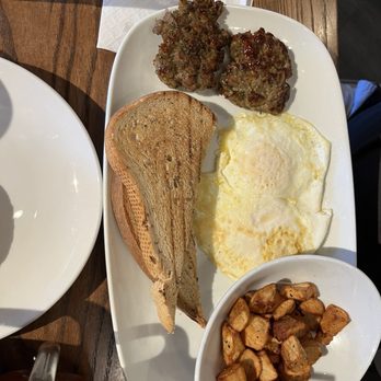 Another Broken Egg Cafe - Traditional Breakfast - Cafes Near Me - The Villages, Florida Another Broken Egg Cafe - Traditional Breakfast - Cafes Near Me - The Villages, Florida