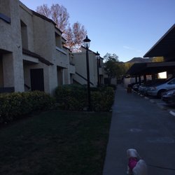 Castaic Lake Apartments - Exterior