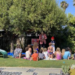 Professor Rich the Magician - captive audience!