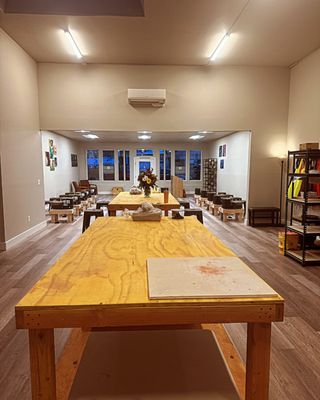 Pots & Whatnots Pottery