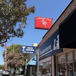A Sweet Deal - Front of the store