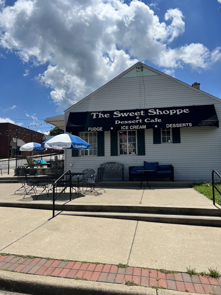 The Sweet Shoppe Logo