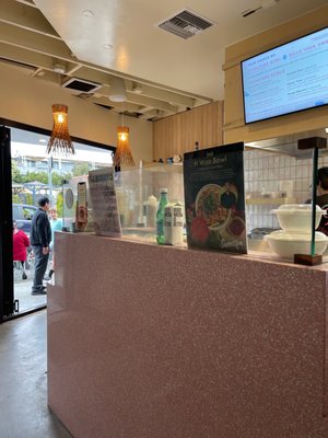 Sweetfin Poke Venice Beach by null