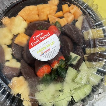 Edible Arrangements - Thrown about with prePunctured fruit - Gift Shops Near Me - Austell, Georgia Edible Arrangements - Thrown about with prePunctured fruit - Gift Shops Near Me - Austell, Georgia