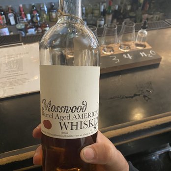 Acme Bar & Company - Mosswood barrel aged whiskey - Whiskey Bars Near Me - Berkeley, California